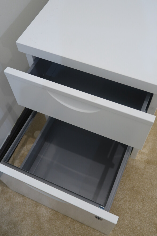  storage table - 3