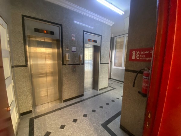 للبيع عماره في منتزه بسعر مميز - 4