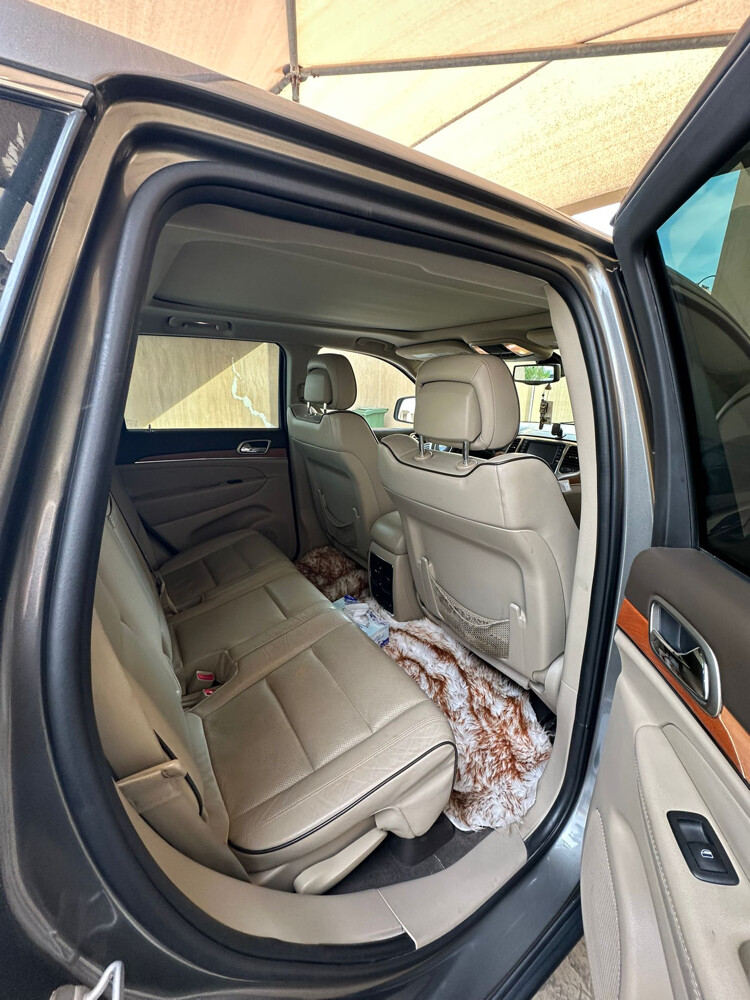 jeep Grand original paint — photo 11 for sale in Qatar