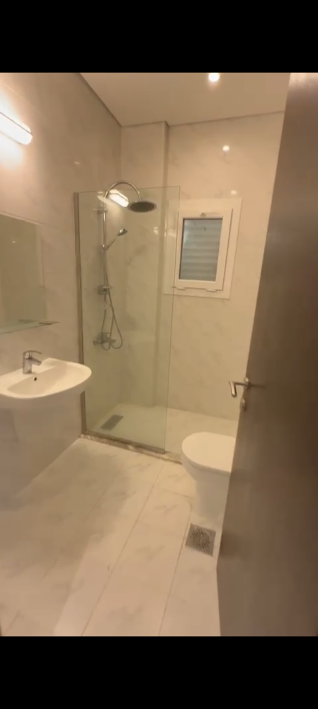 2bhk available @ muraikh - 2