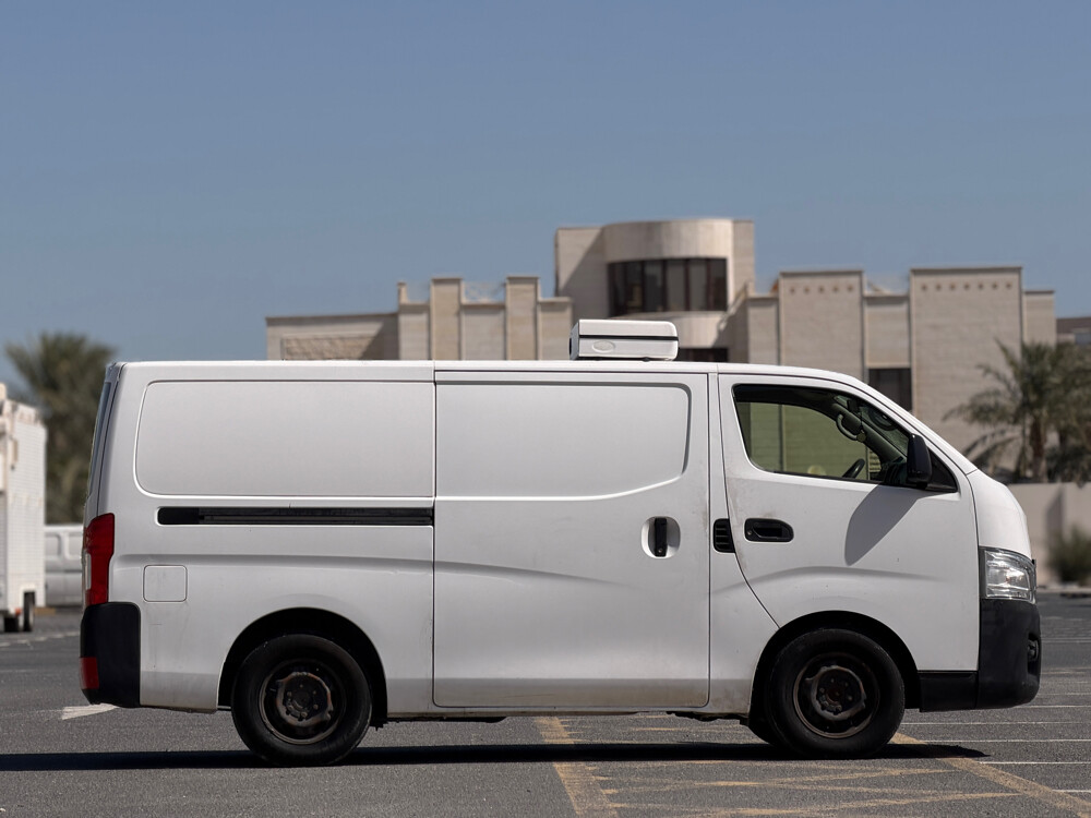 Nissan urvan cooler  - 7