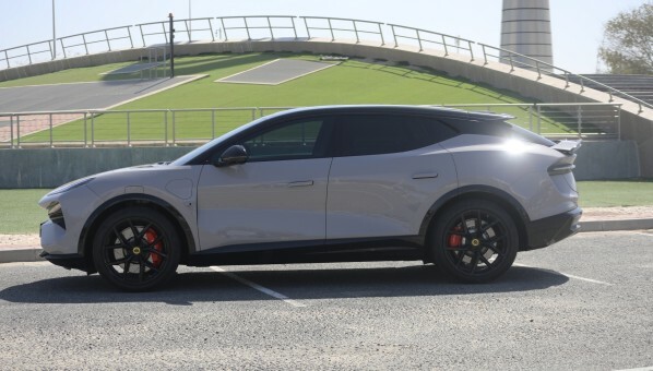 Lotus - Eletre S / Full Electric - 8