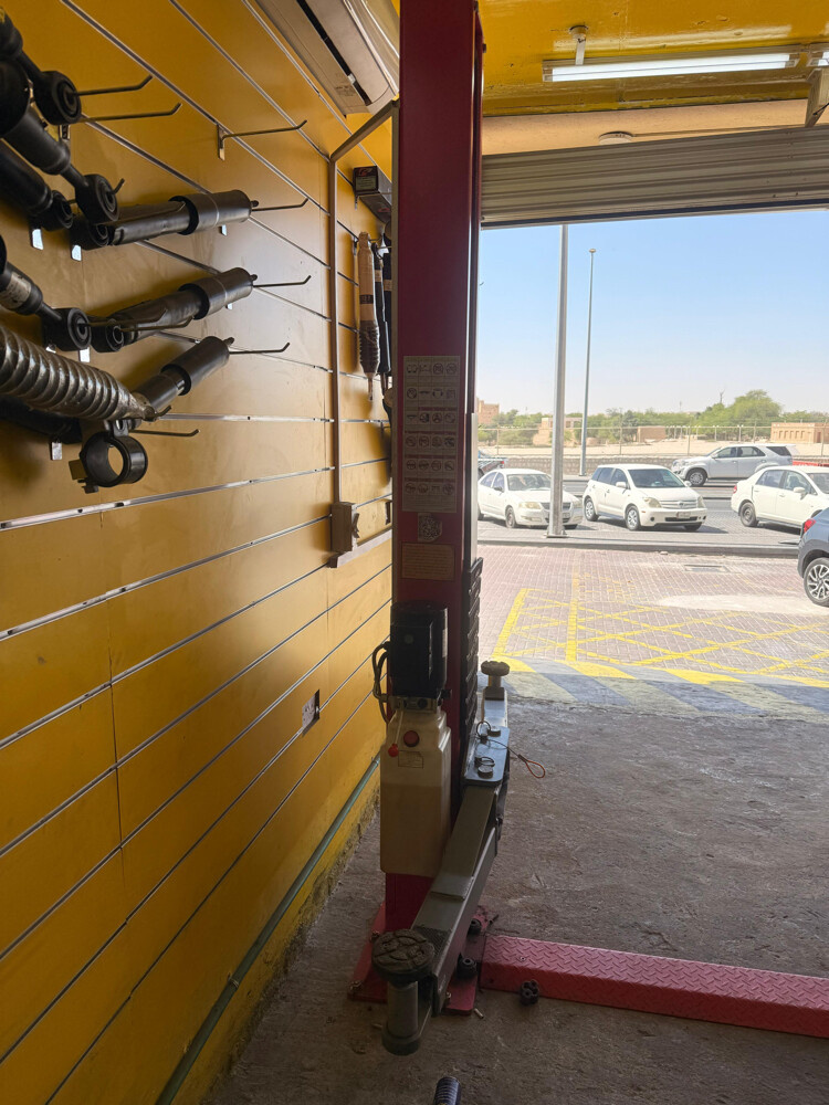 Shop For Rent - 11