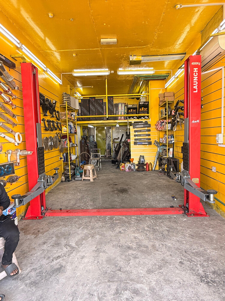 Shop For Rent - 8