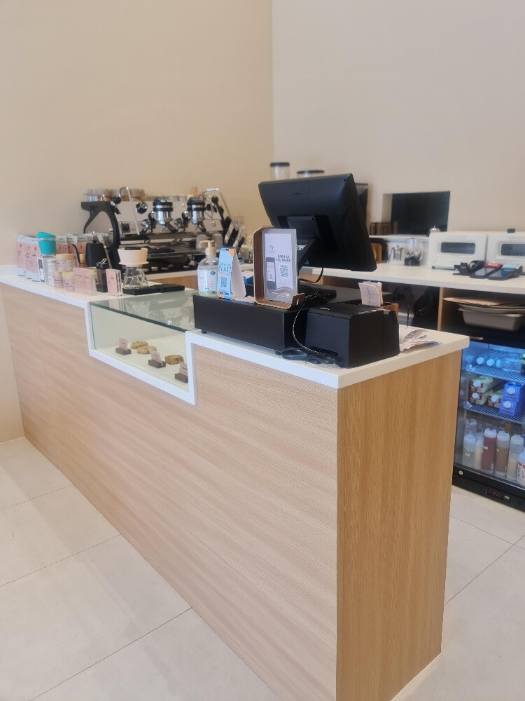 shops interior design & fit-out - 15