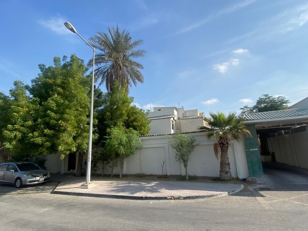 للبيع بيتين جنب بعض اسلطه - 2