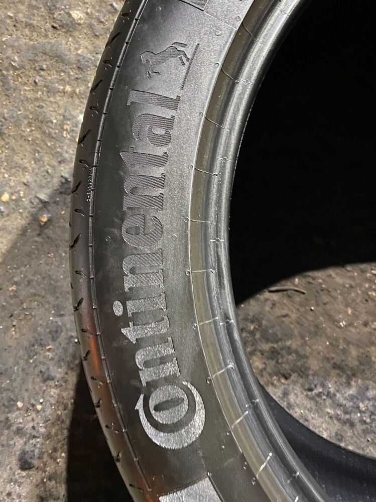 275/45/22 - 5