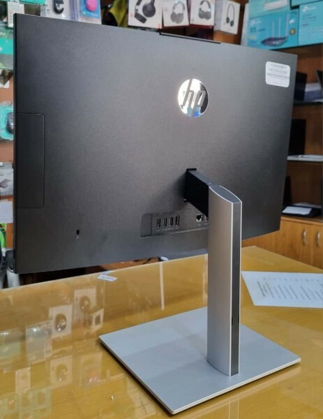 HP AiO PC: CORE i7 14TH GENERATION - 3