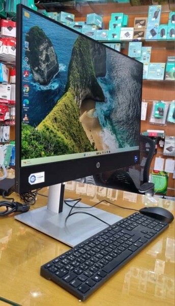 HP AiO PC: CORE i7 14TH GENERATION - 2