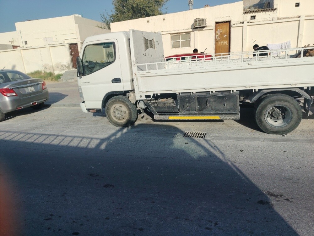 سياره لنقل الاغراض والخيام - 2