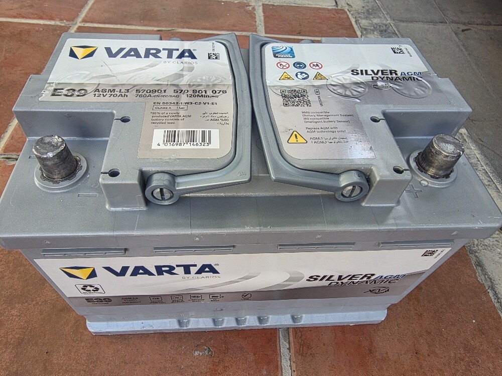Used Battery & car ac compressors - 1