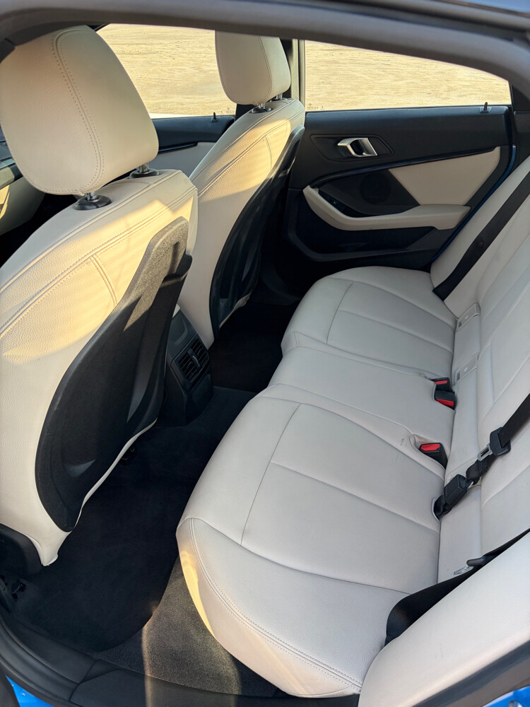 BMW 218 I 2021 - 9