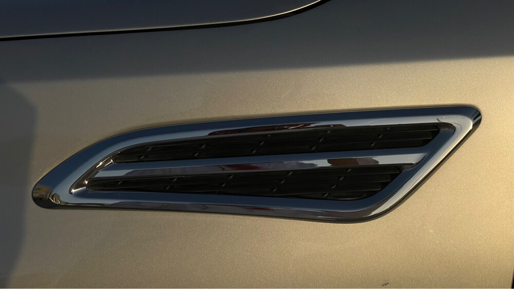 Nissan 2020 grille - 2