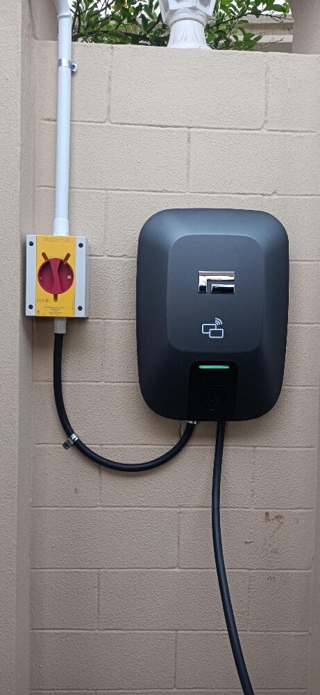 tesla,rox,byd charger install - 1