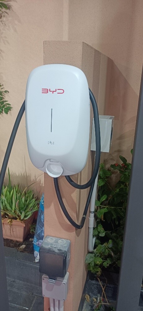 tesla,rox,byd charger install - 7