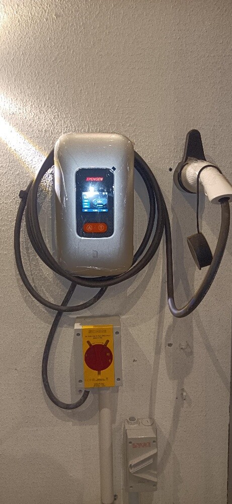 tesla,rox,byd charger install - 3