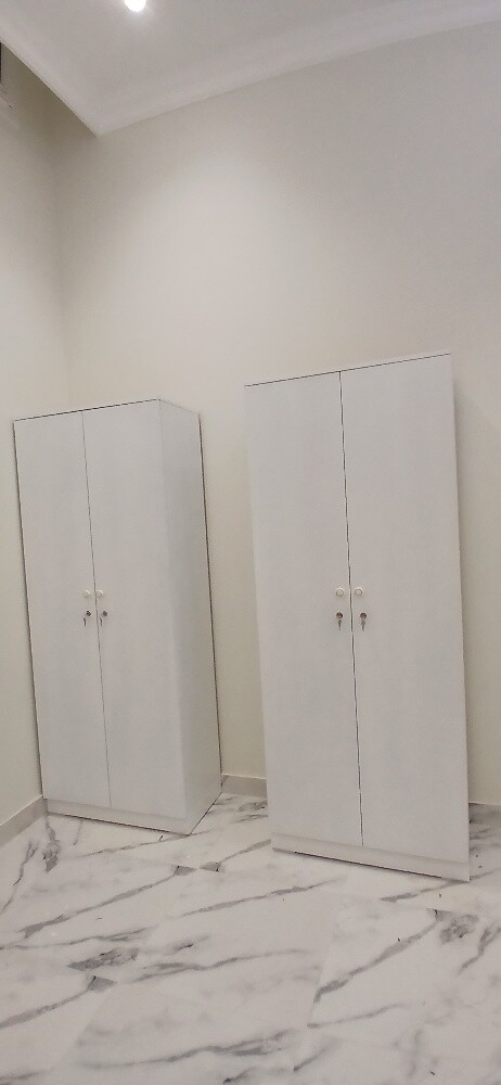 bad, mattress, cabinet - 2