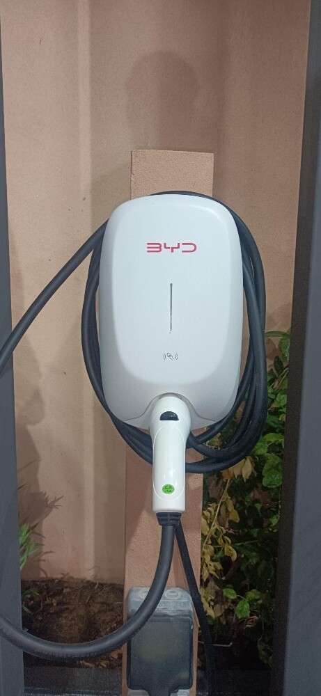 Rox,byd, tesla, charger install - 4