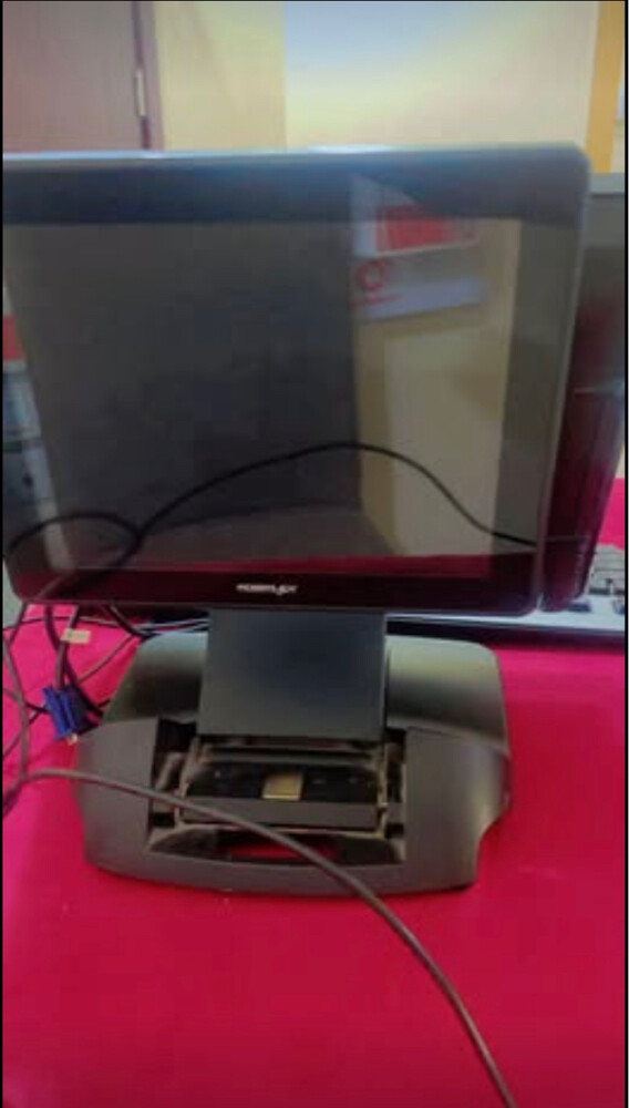 Cash register with touch screen - 1