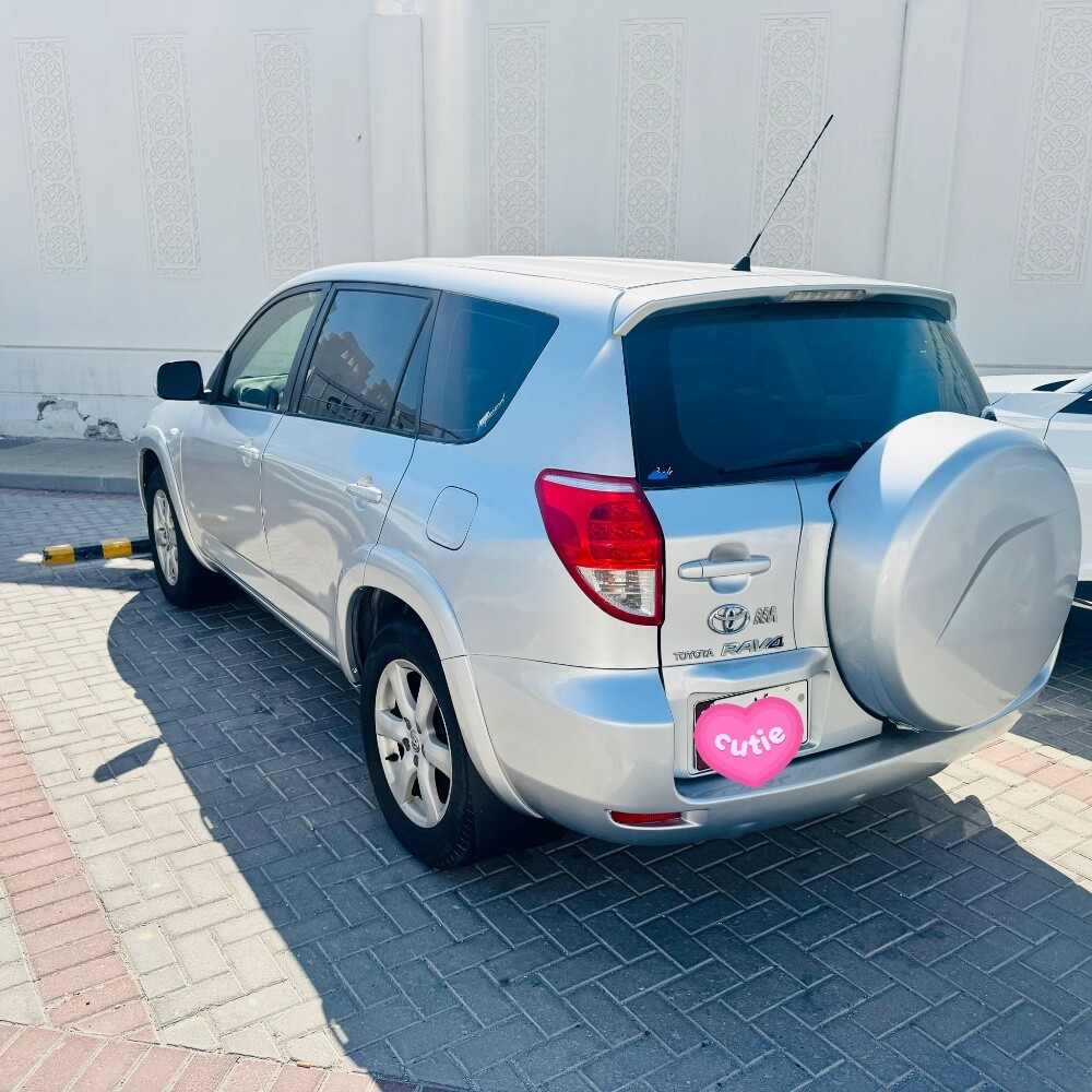 Toyota — photo 3 for sale in Qatar