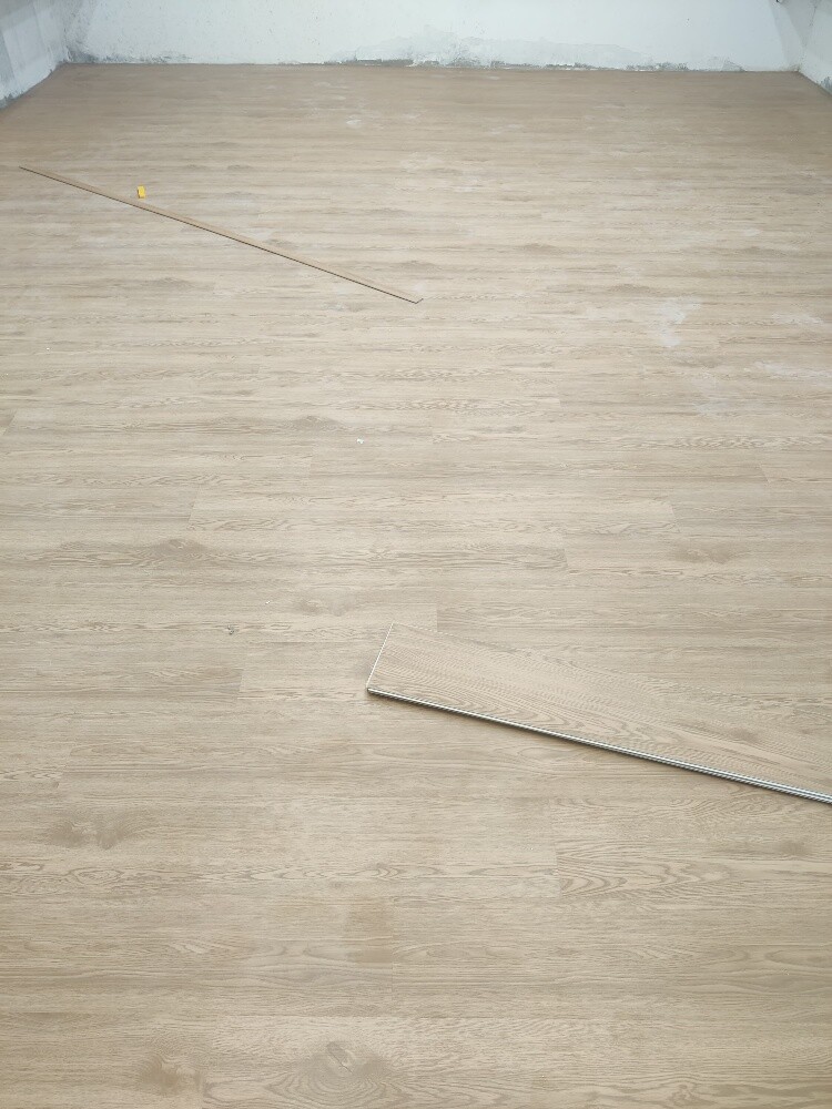 Waterproof SPC flooring - 9
