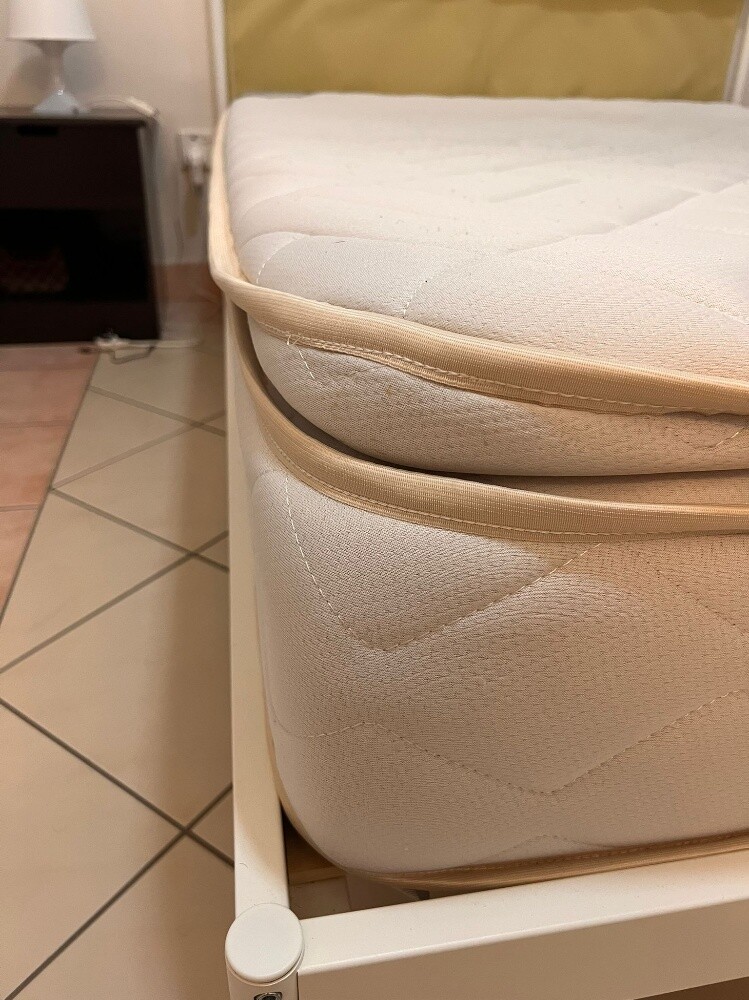 Bed with Hotel-Quality Extra Soft - 4