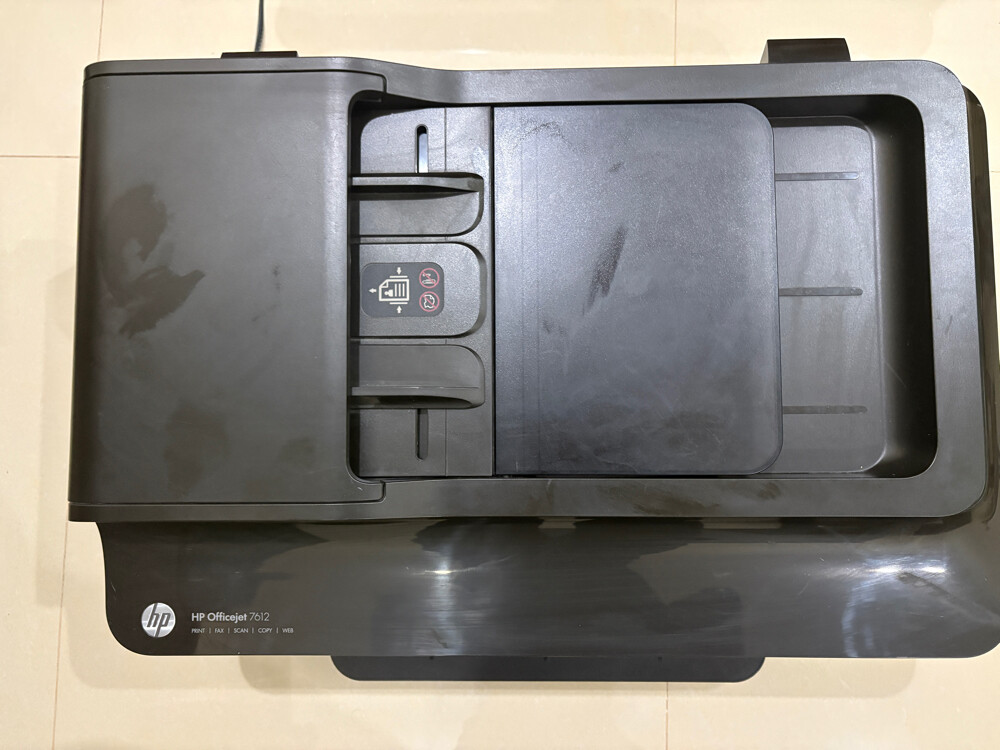 HP OfficeJet 7612 - 1