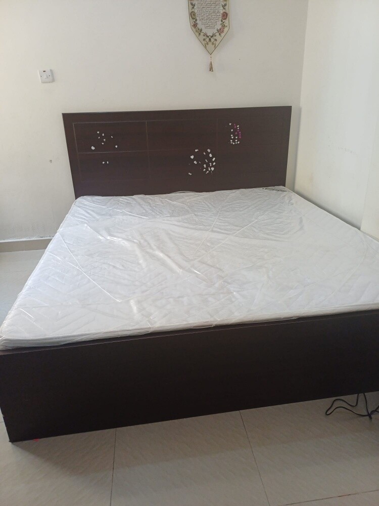 2*2 meter bed with matress - 3