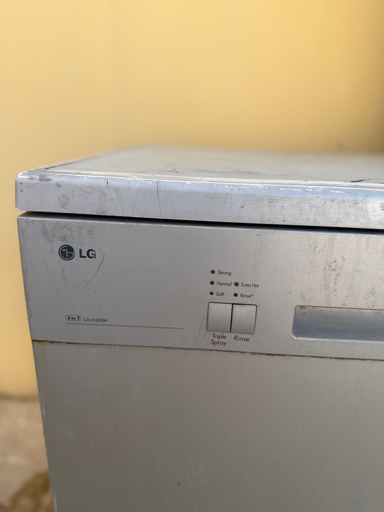 lg dishwasher  - 1