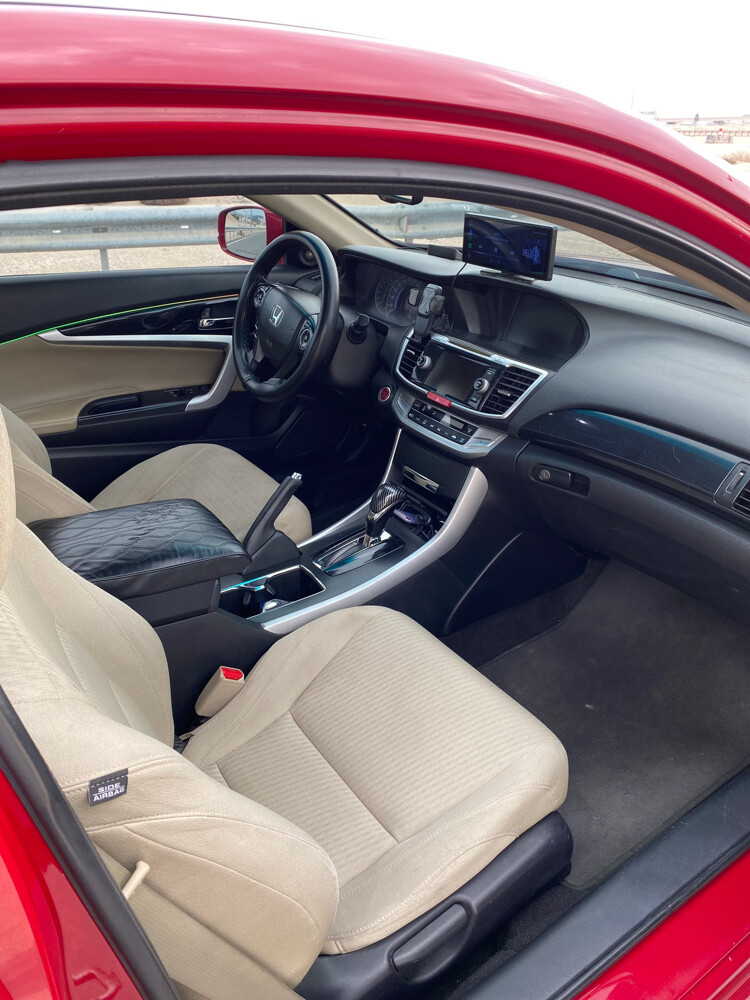 Honda Accord Coupe - 4