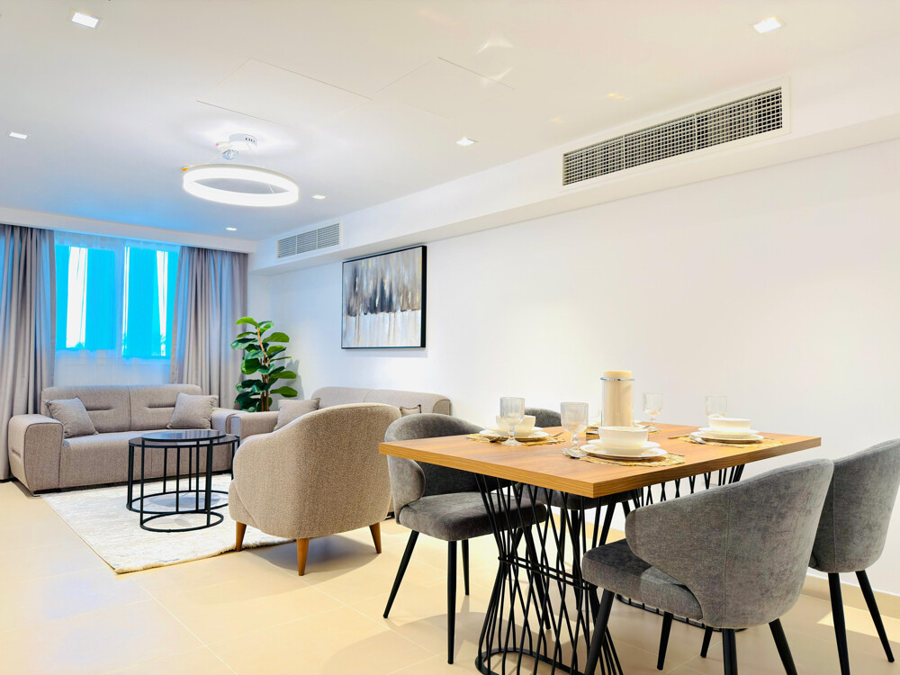 Luxury& Comfort in Corniche - 11