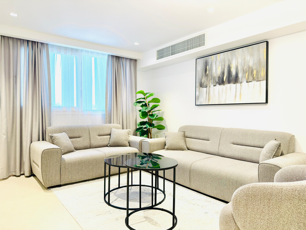 Luxury& Comfort in Corniche - 17