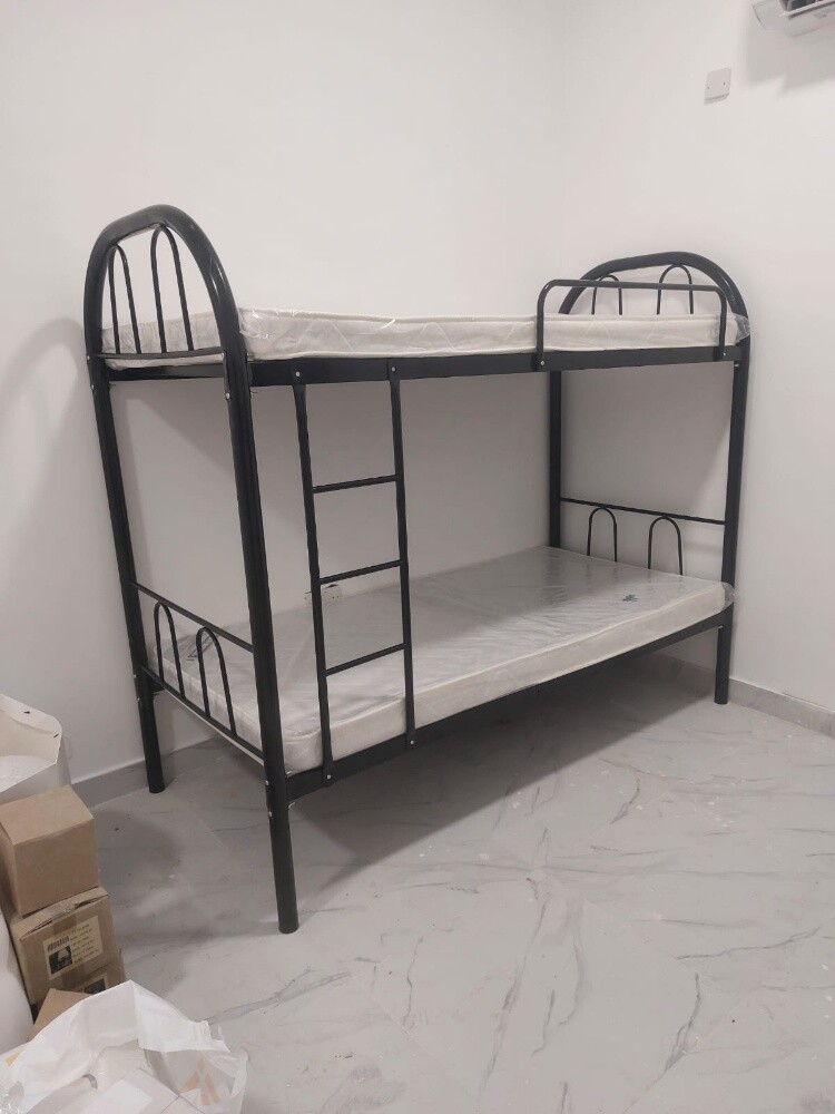 Selling beds and wardrobes, and s - 19