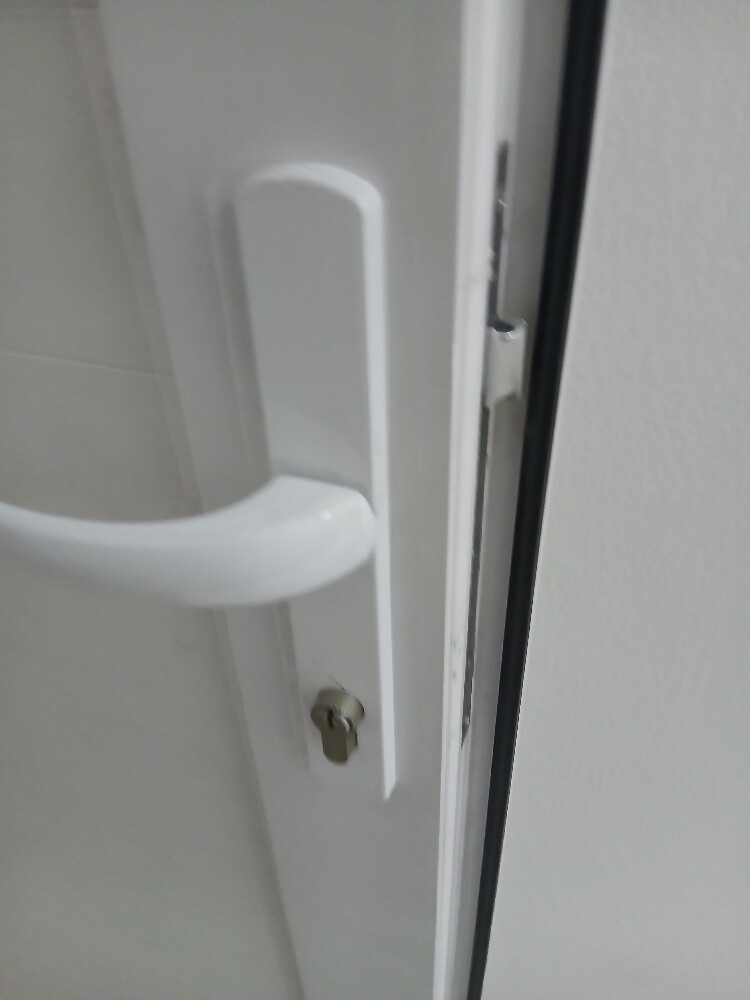 Door lock installation 50838094 - 1