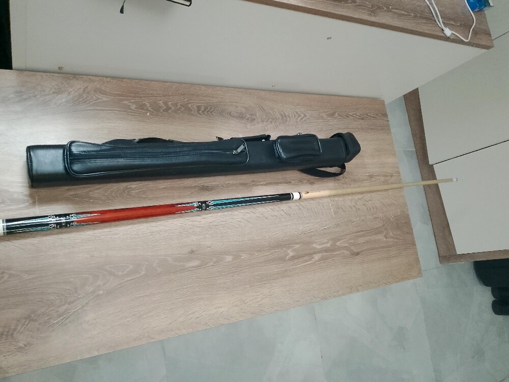 cue and case - 3