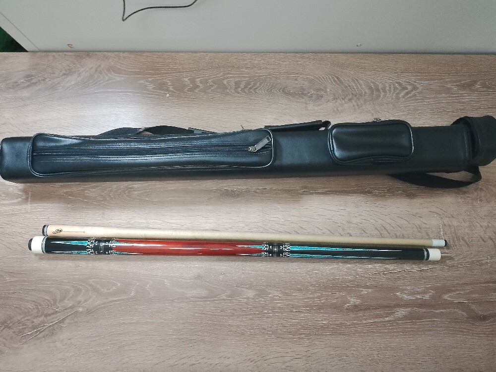 cue and case - 4