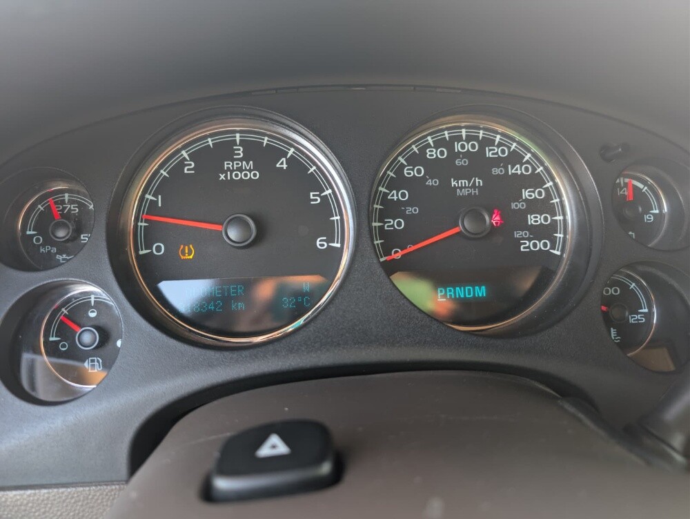 GMC YUKON XL 2012 — photo 13 for sale in Qatar