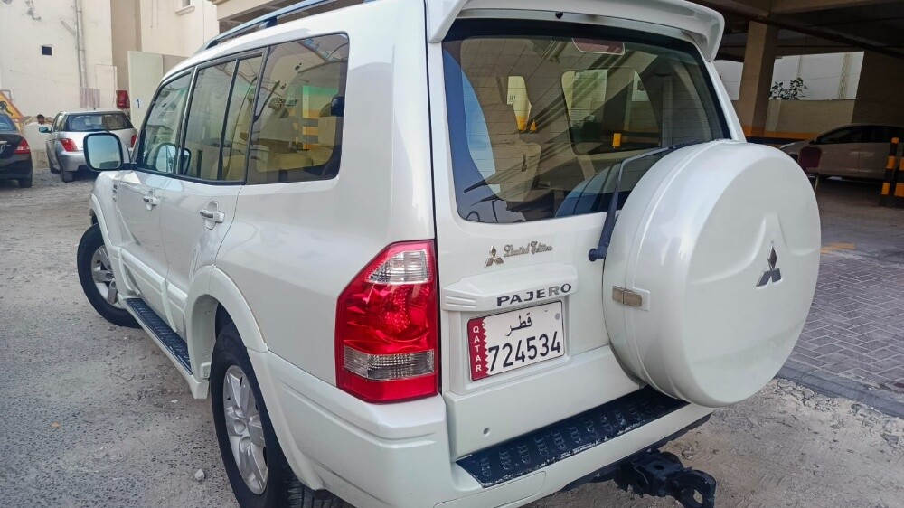 Mitsubishi Pajero - 19