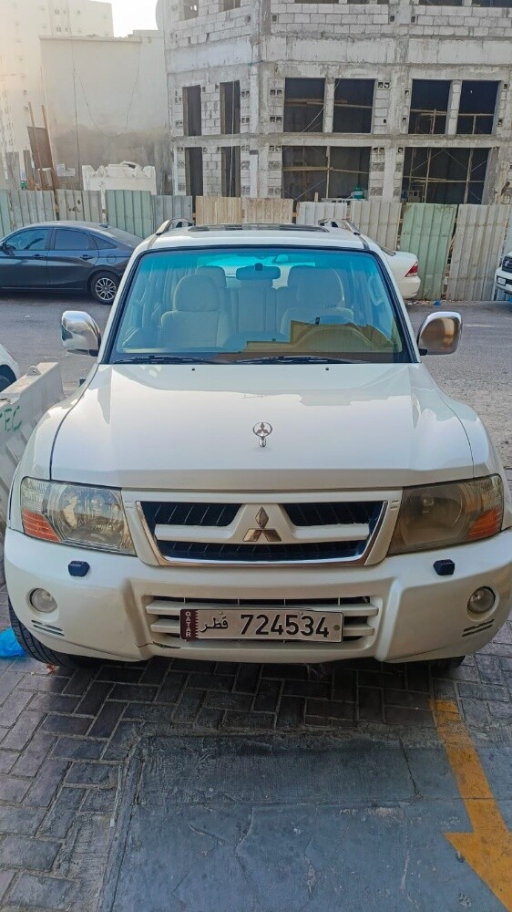 Mitsubishi Pajero - 16