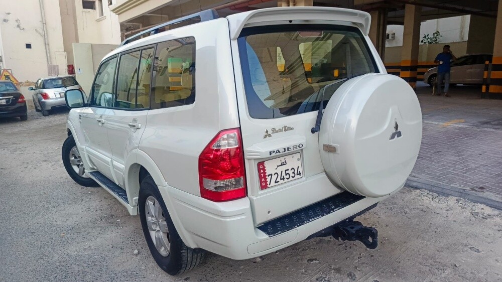 Mitsubishi Pajero - 3
