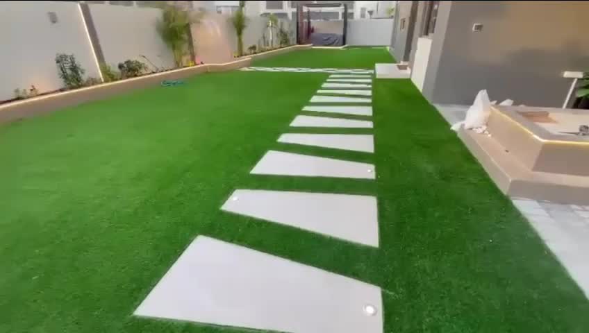 توريد وتركيب عشب صناعي - 1