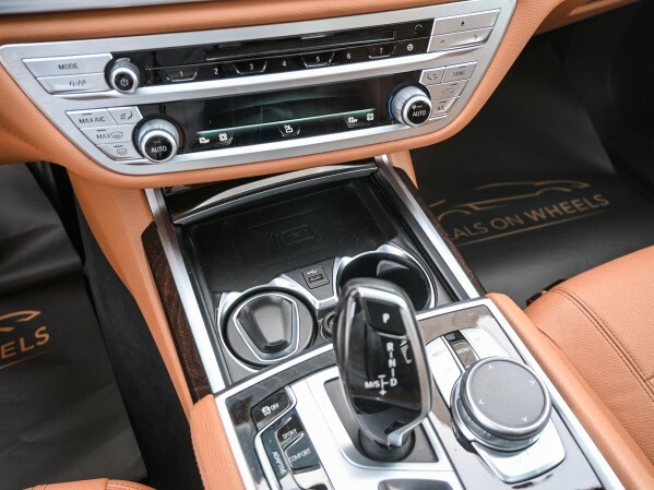 BMW 730Li. 2020 — photo 6 for sale in Qatar