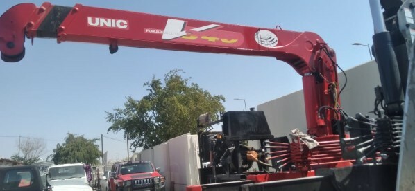 USED UNIC CRANE 3 TON FOR SALE - 1