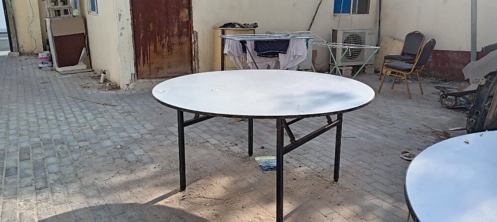 Dining tables for sale with outer - 16