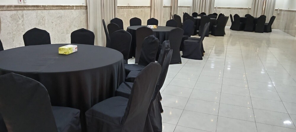 Dining tables for sale with outer - 12