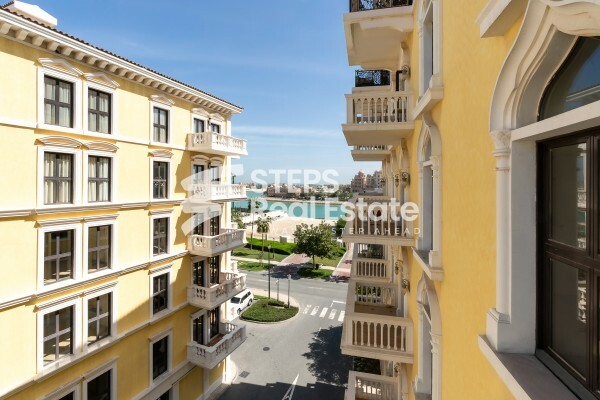 Spacious Apartment with Sea View - 10