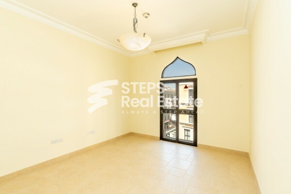 Spacious Apartment with Sea View - 5