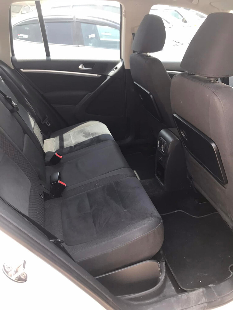 For sale 2012 Volkswagen Tiguan - 6