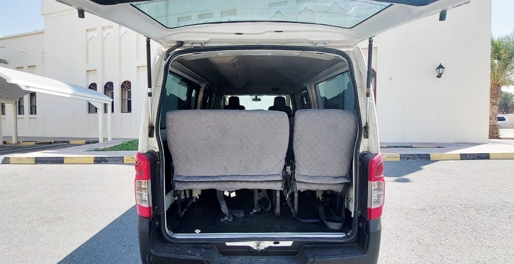 NISSAN URVAN - 10
