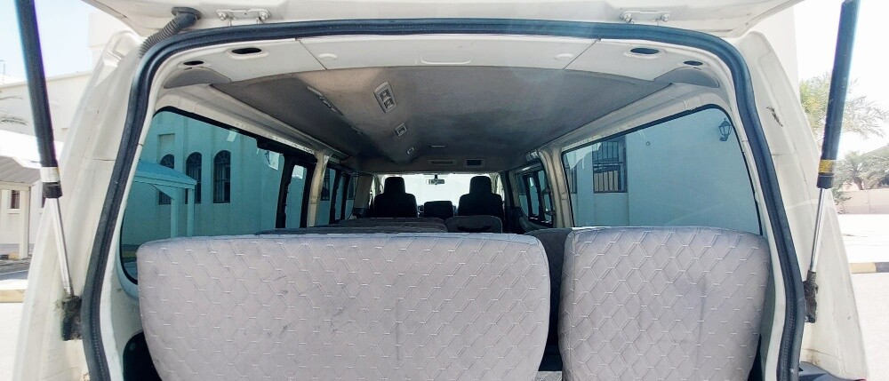NISSAN URVAN - 11